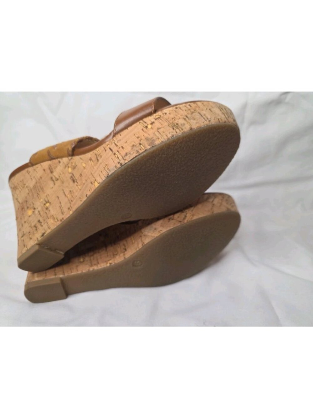 Michael Shannon Sybil leather and cork wedge sandals size 9 Good condition! - Picture 8 of 10